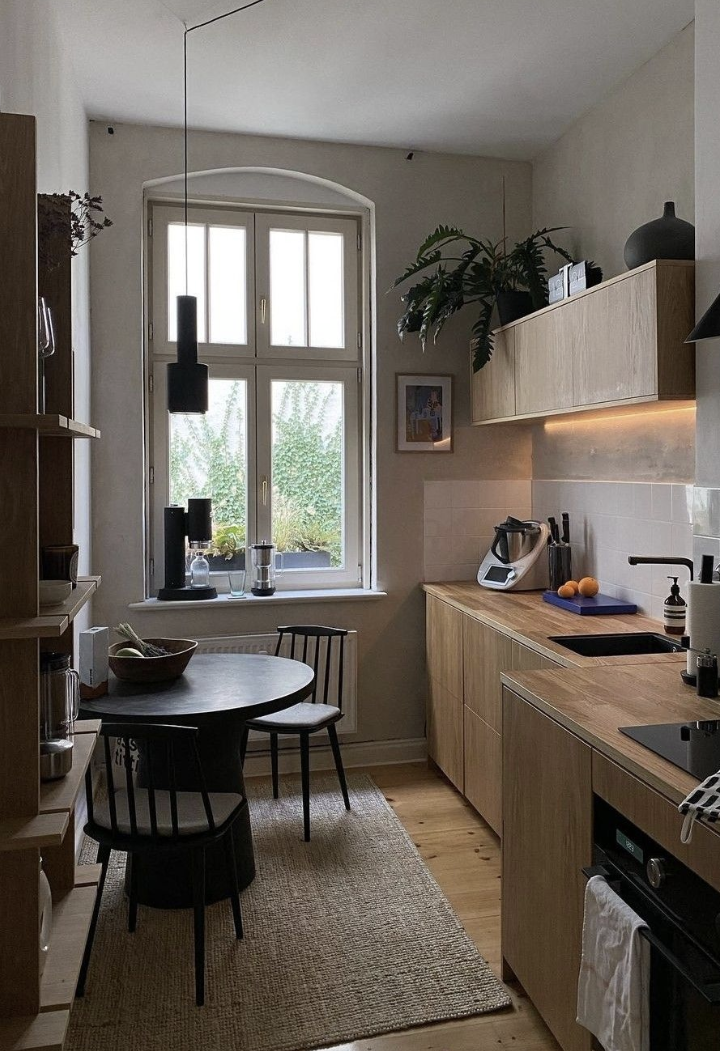 Modern timber kitchen and dining space